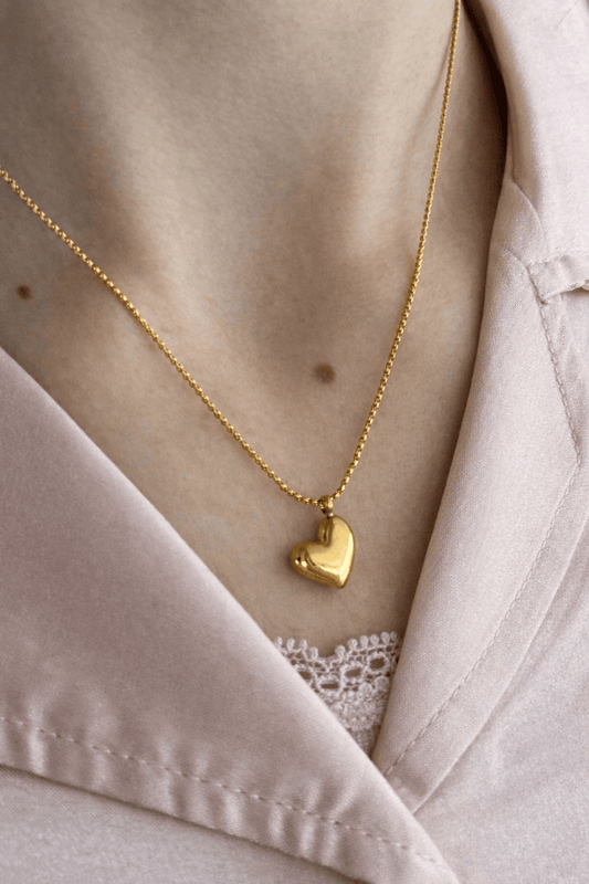 Blinket Hjerte halskjede – Gullfarget