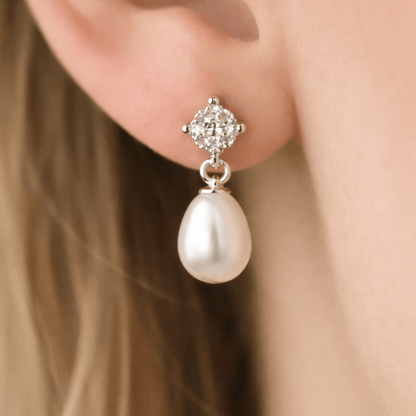 Perledråper i sølv – ekte ferskvannsperle (8 mm)