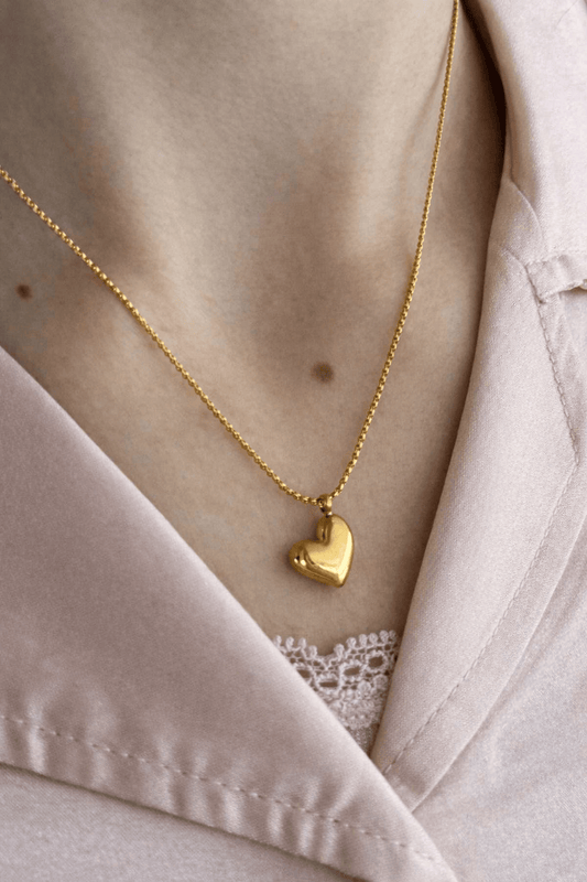 Blinket Hjerte halskjede – Gullfarget