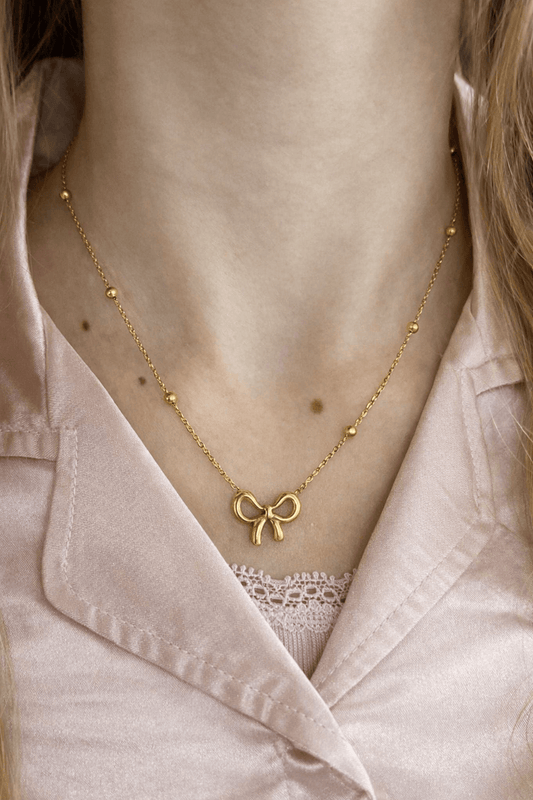 Blinket Sløyfe halskjede – Gullfarget